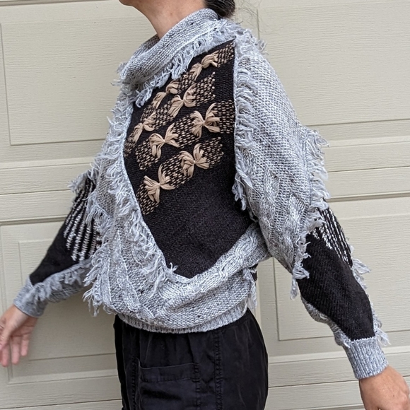 fun slouchy 1980's VINTAGE SWEATER S M (N9) - Picture 7 of 10